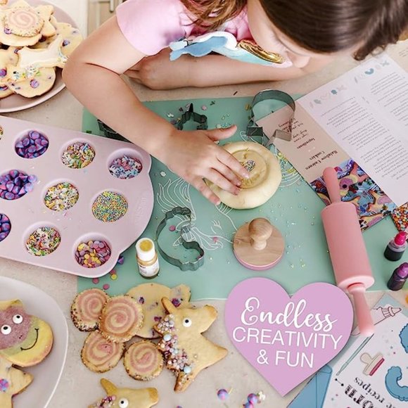 New- Kids Unicorn 14 pc Cookie Baking Set for Girls - Incl. Unicorn Apron - Picture 4 of 7